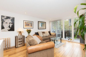 Immaculate 2BR Flat, Greenwich, 2 min Maze Hill St
